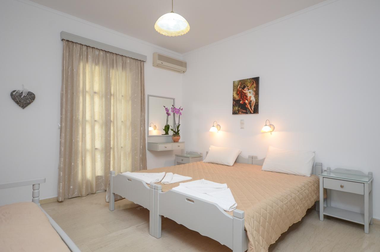 Golden Beach Studios Down Town Naxos City Exterior photo