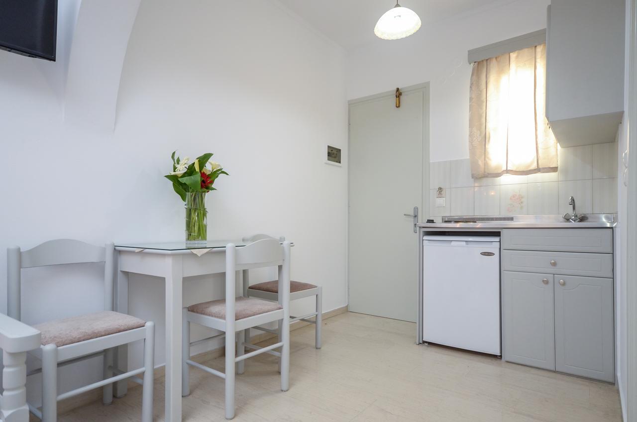 Golden Beach Studios Down Town Naxos City Exterior photo